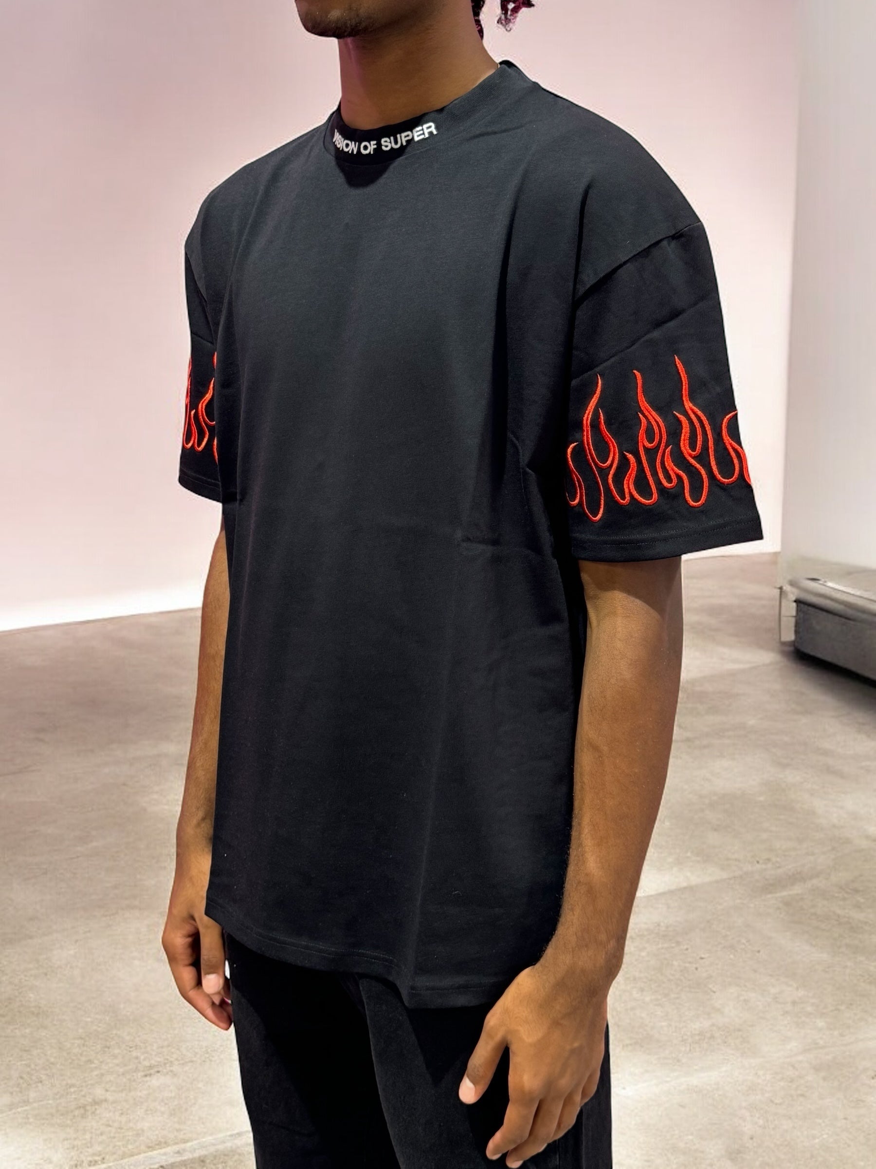 BLACK TSHIRT WITH RED EMBROIDERED FLAMES