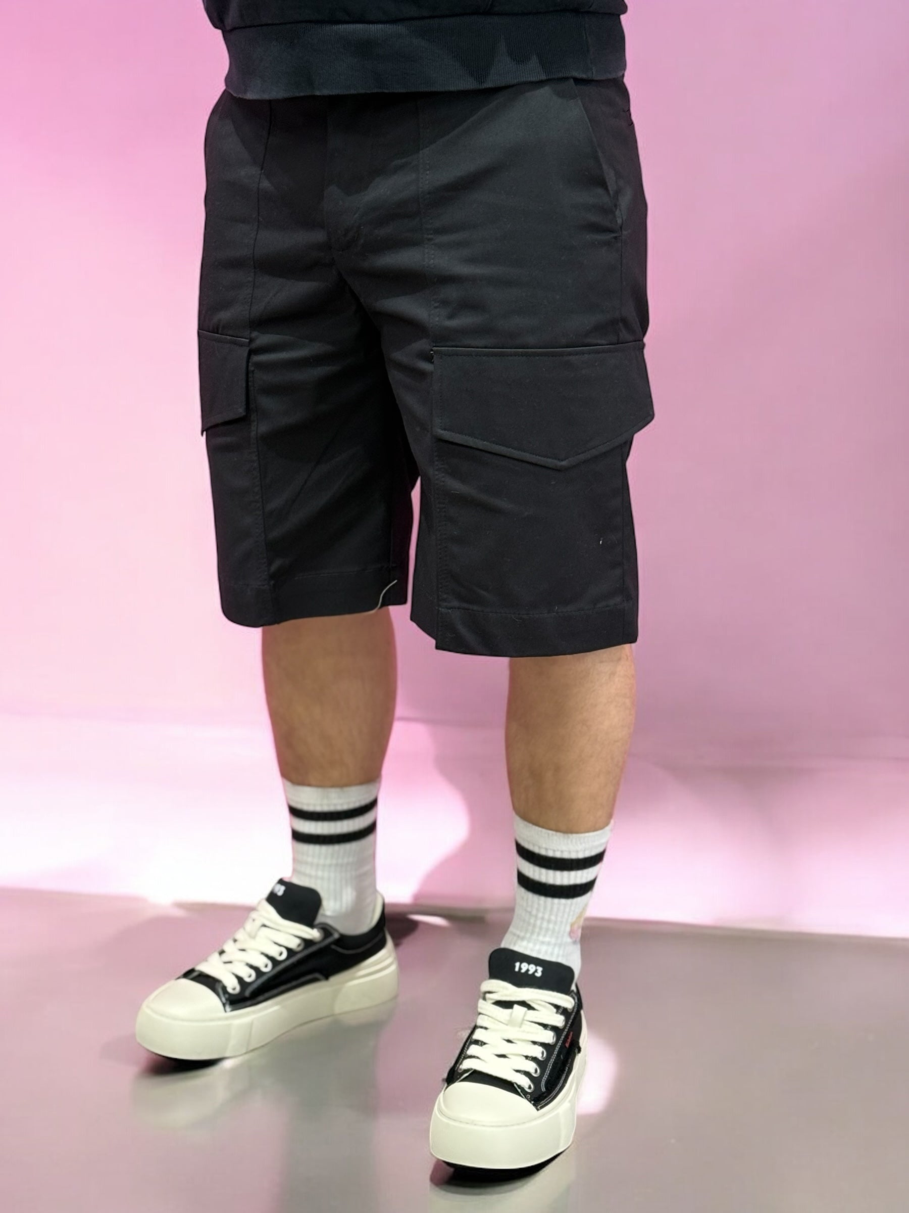 SHORT CARGO ANTI FIT BLACK