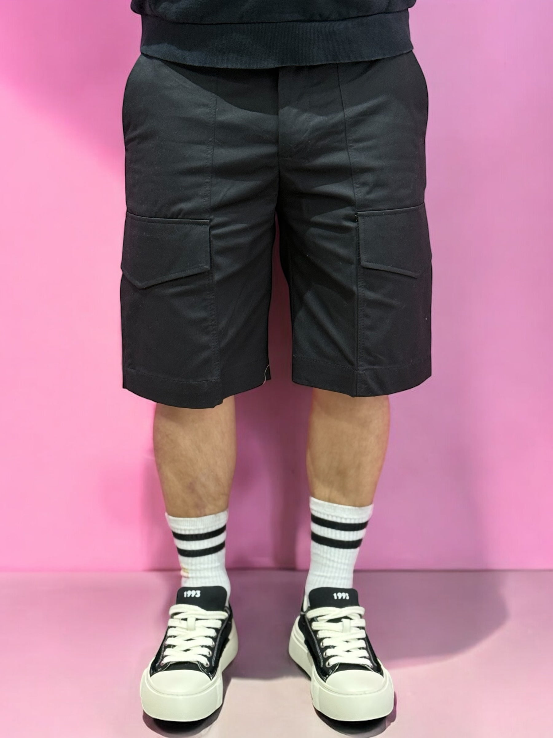 SHORT CARGO ANTI FIT BLACK
