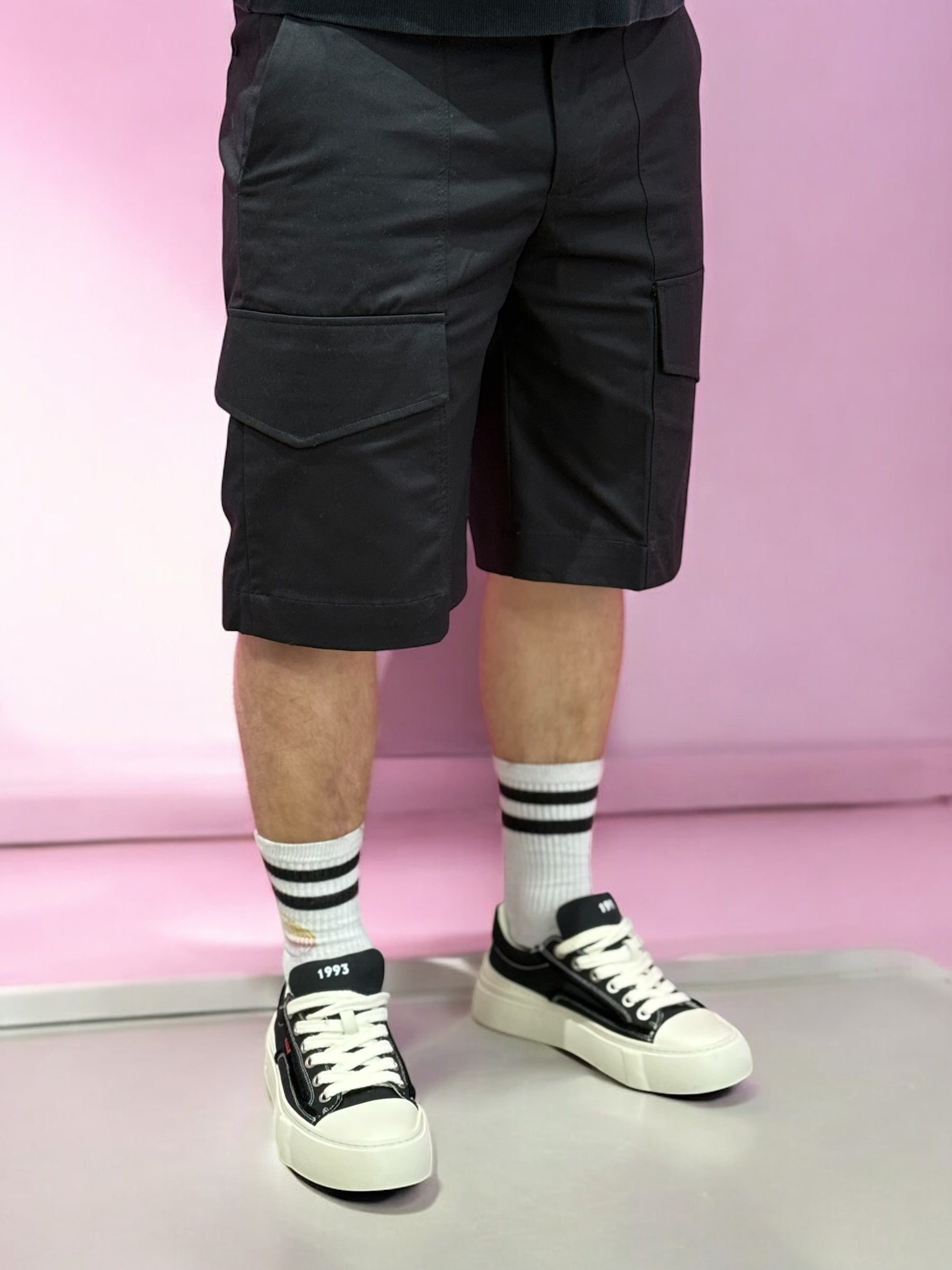 SHORT CARGO ANTI FIT BLACK