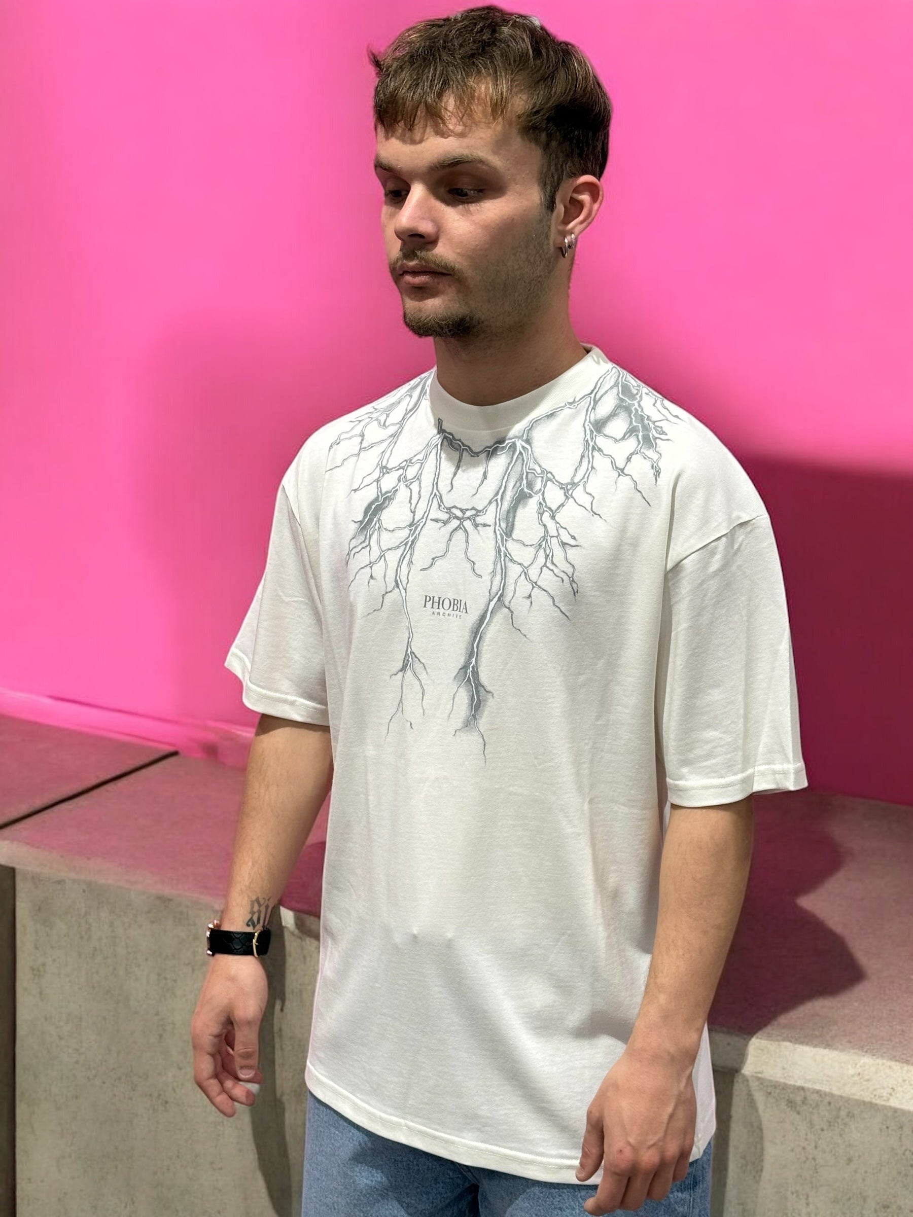 PHOBIA WHITE TEE GRAY LIGHTNING