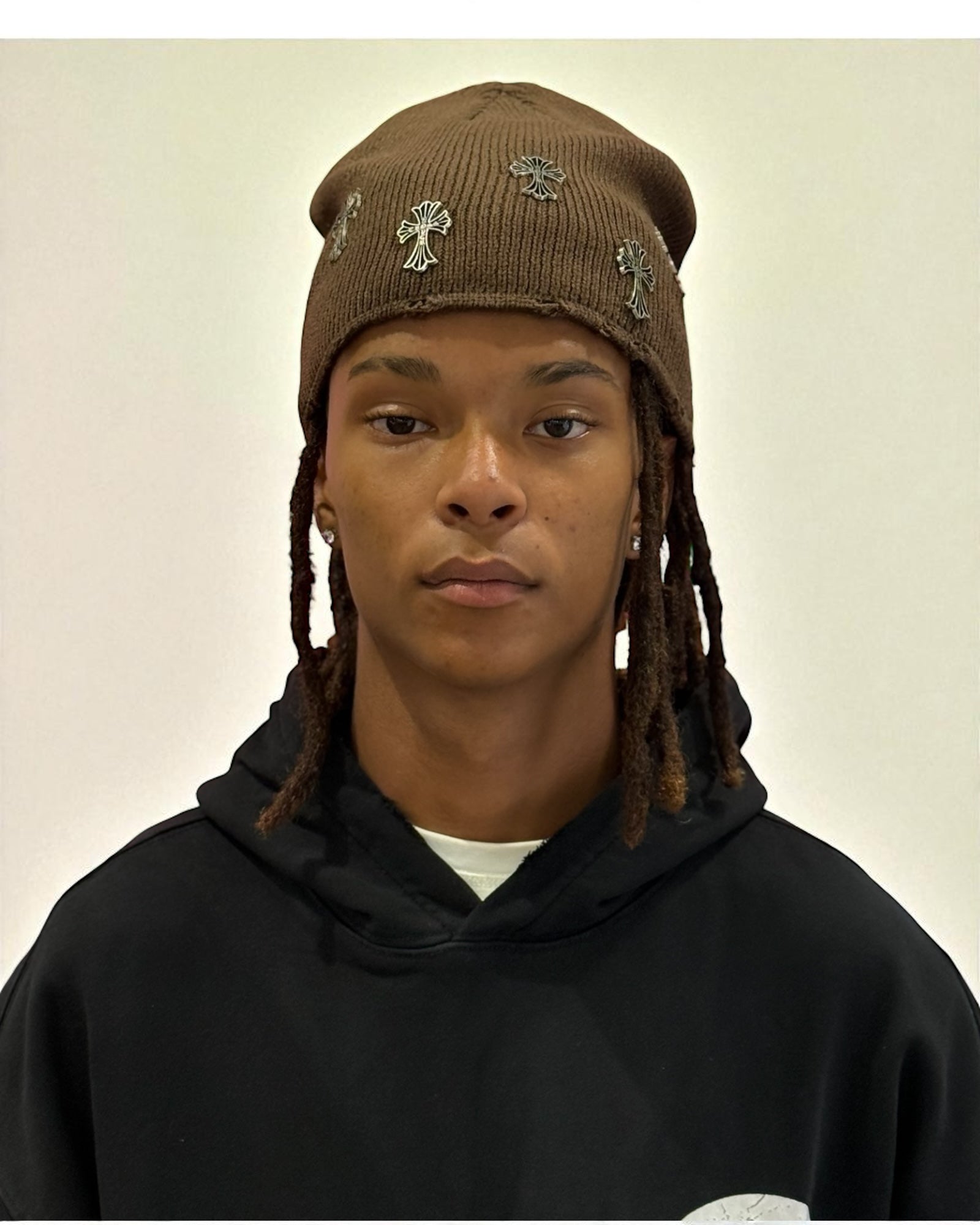 CROSS OVER BEANIE BROWN