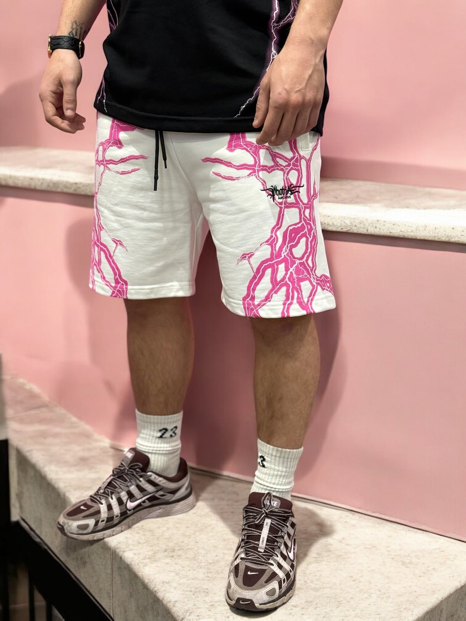 PHOBIA WHITE SHORTS LATERAL PINK
