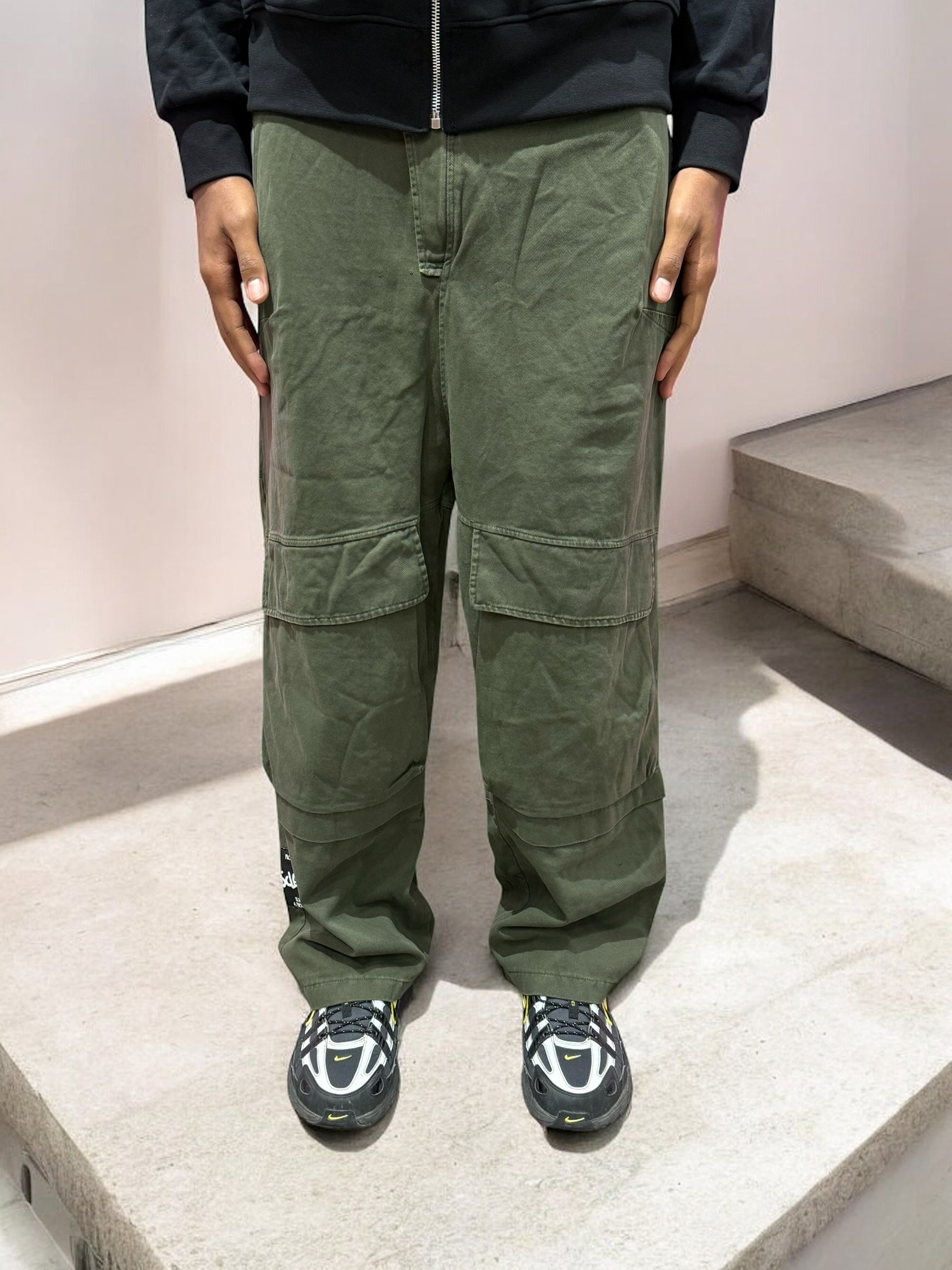 PANTALONE VERDE MILITARE DISCLAIMER