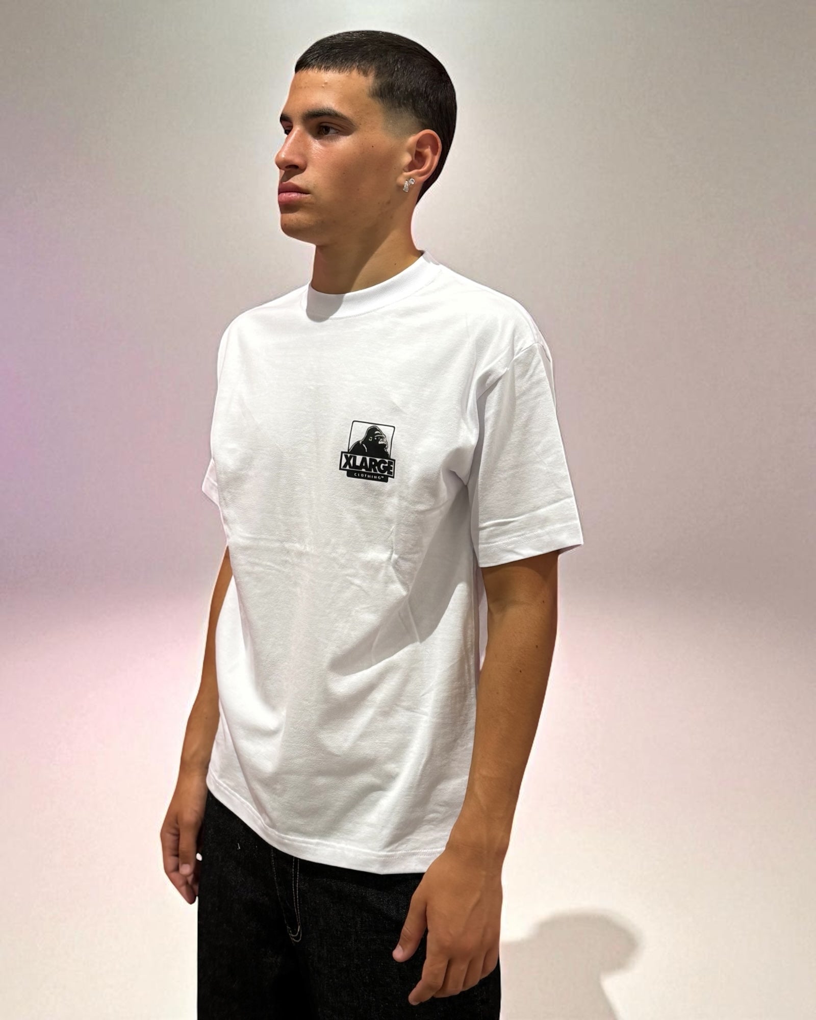 BACKSIDE TEE LOGO WHITE