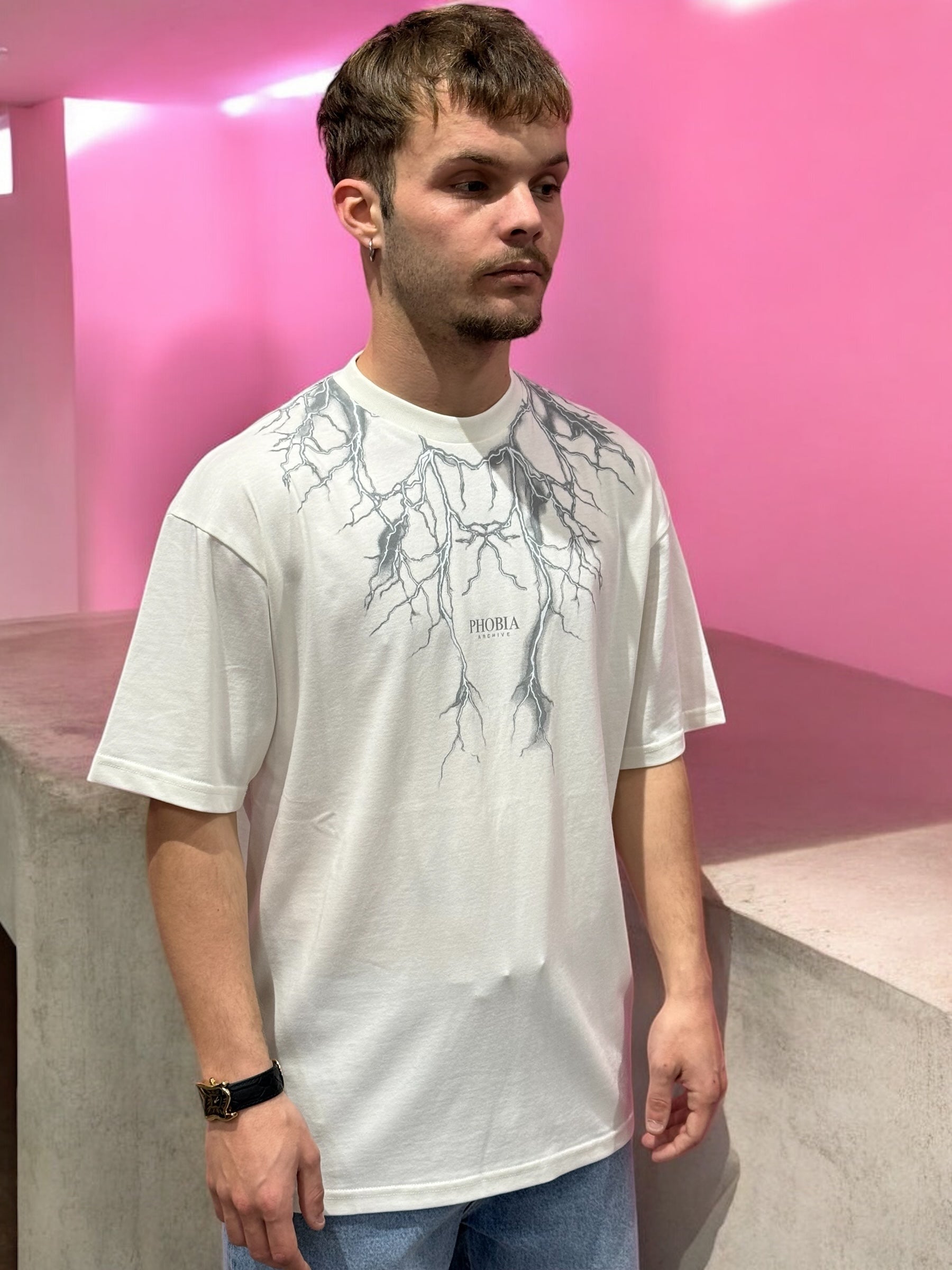 PHOBIA WHITE TEE GRAY LIGHTNING
