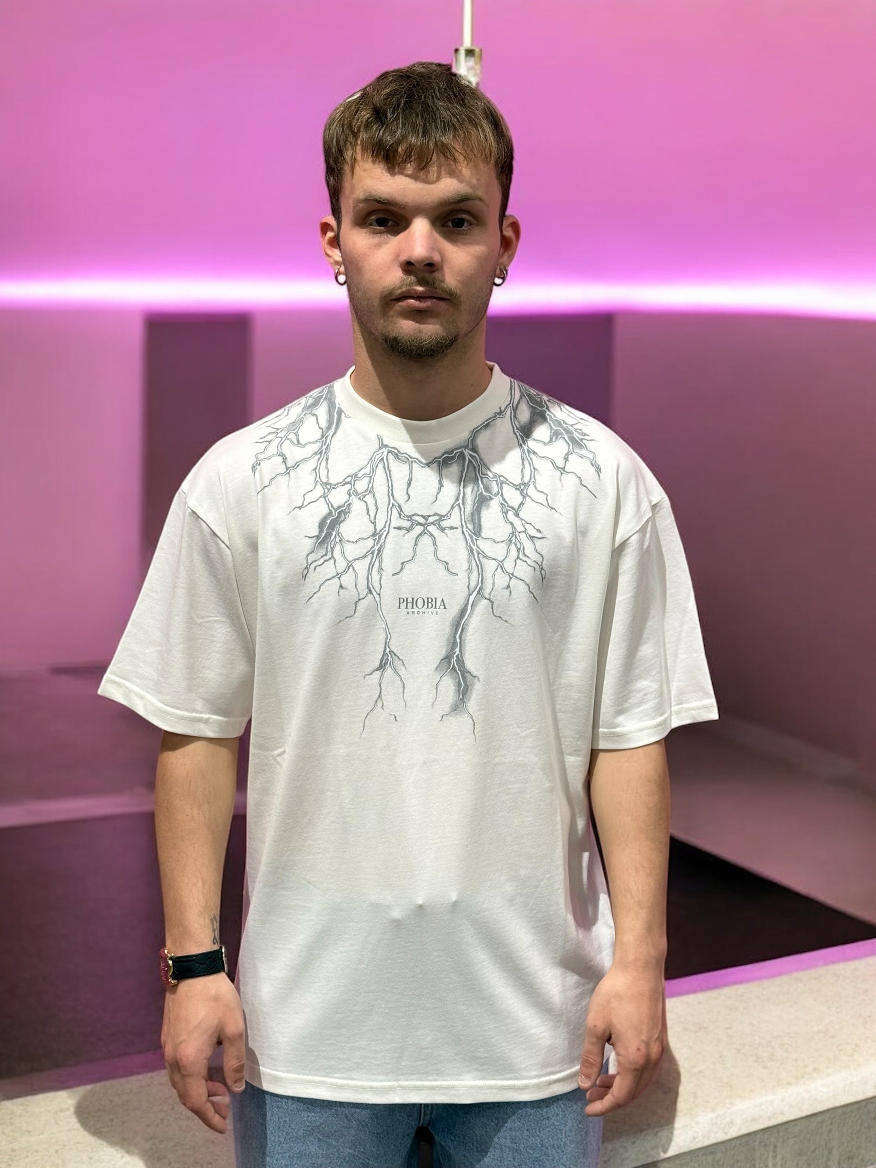PHOBIA WHITE TEE GRAY LIGHTNING