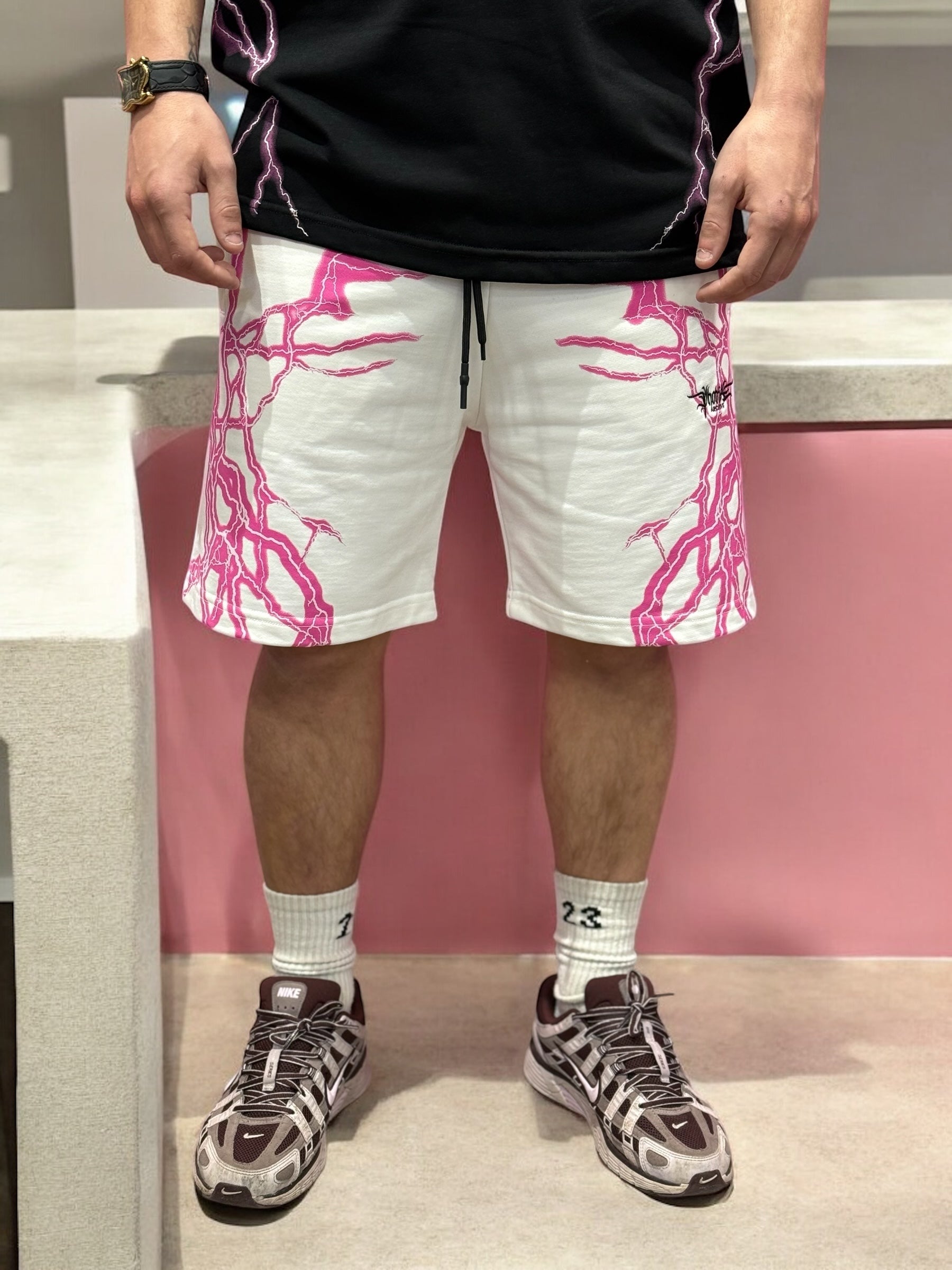 PHOBIA WHITE SHORTS LATERAL PINK