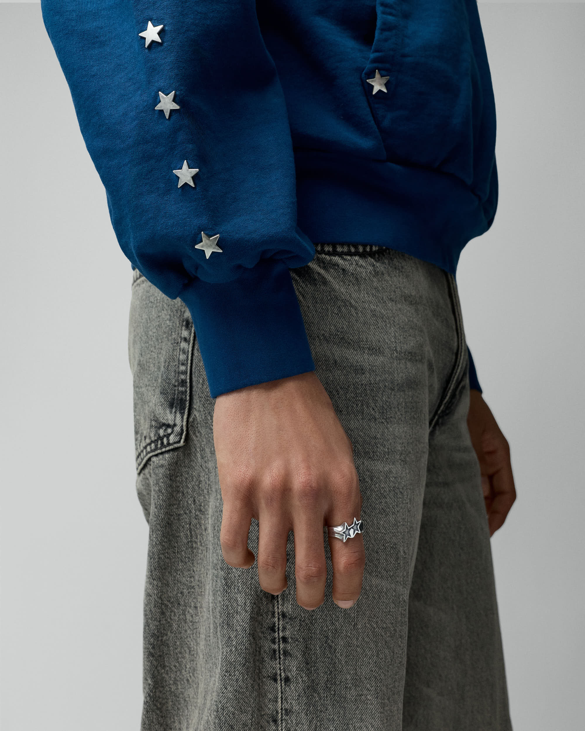 TILTED ICON RING