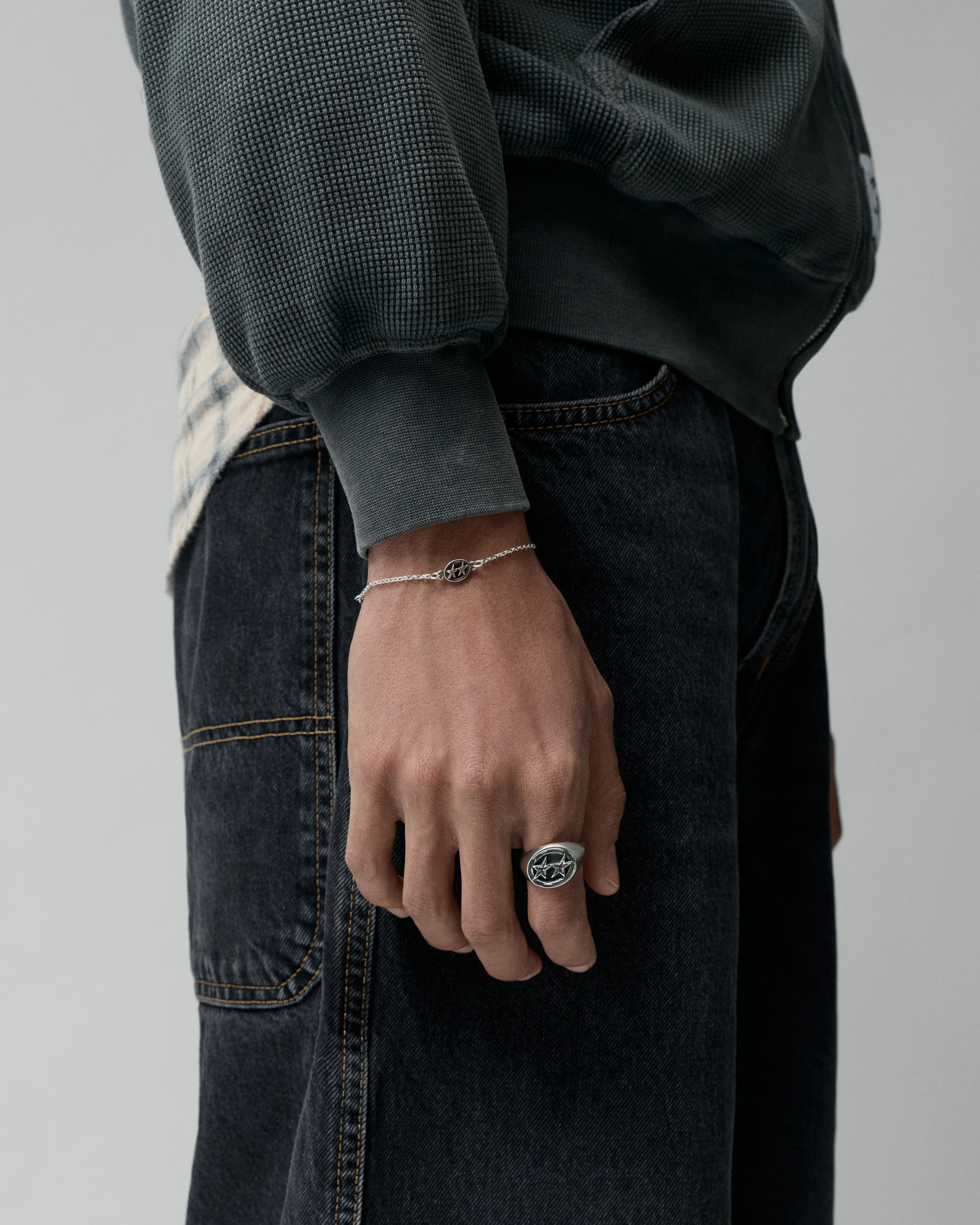 ICON SIGNET RING