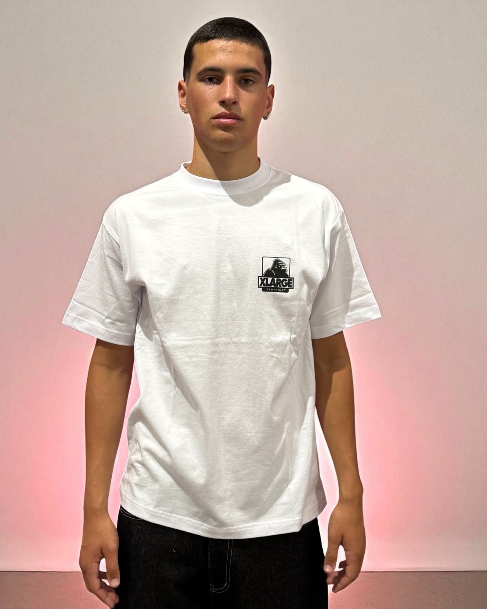 BACKSIDE TEE LOGO WHITE