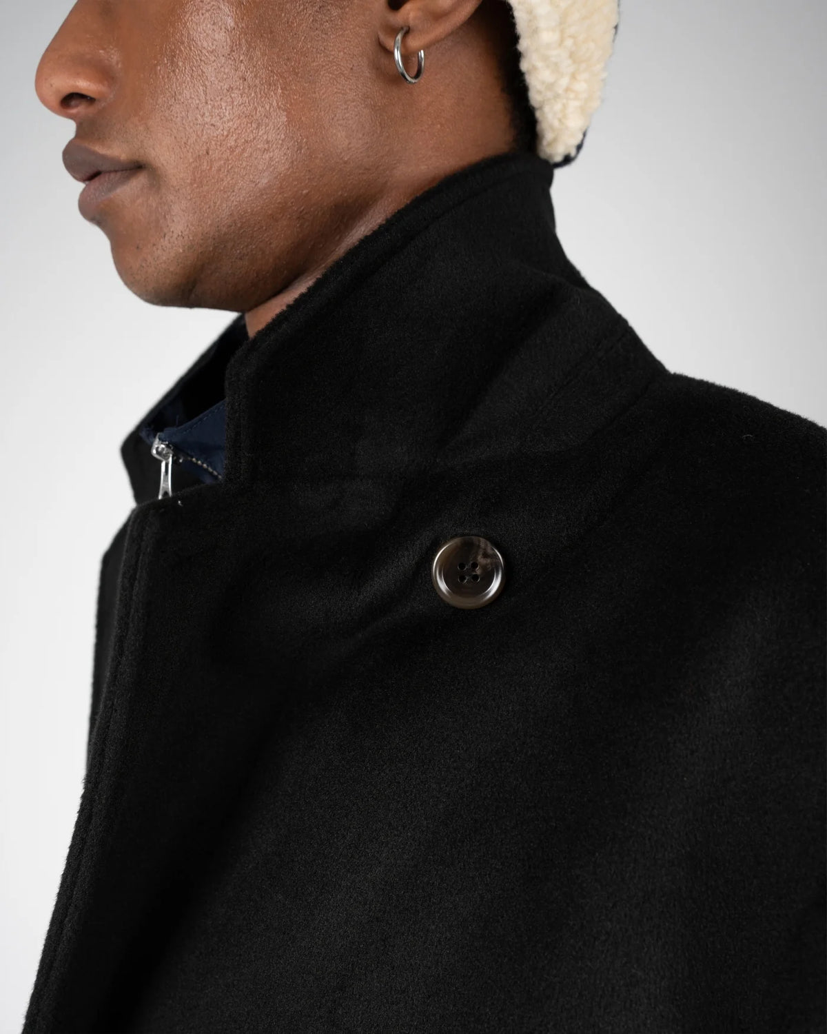 LODGE COAT | BLACK