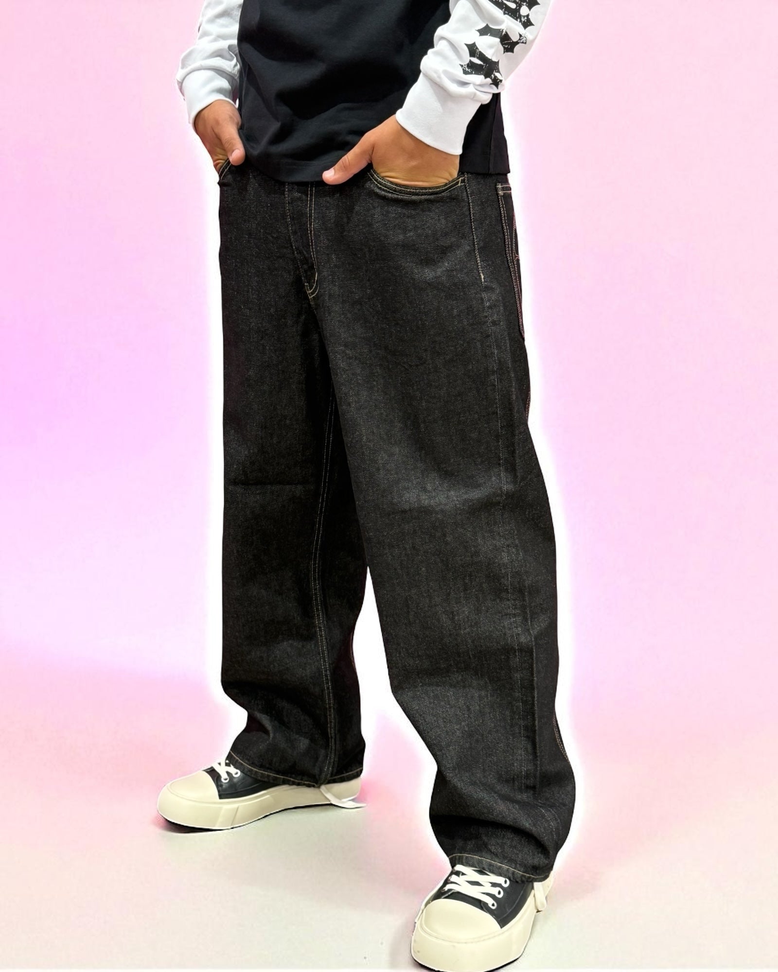 XL Embroidery Denim Pants BLACK