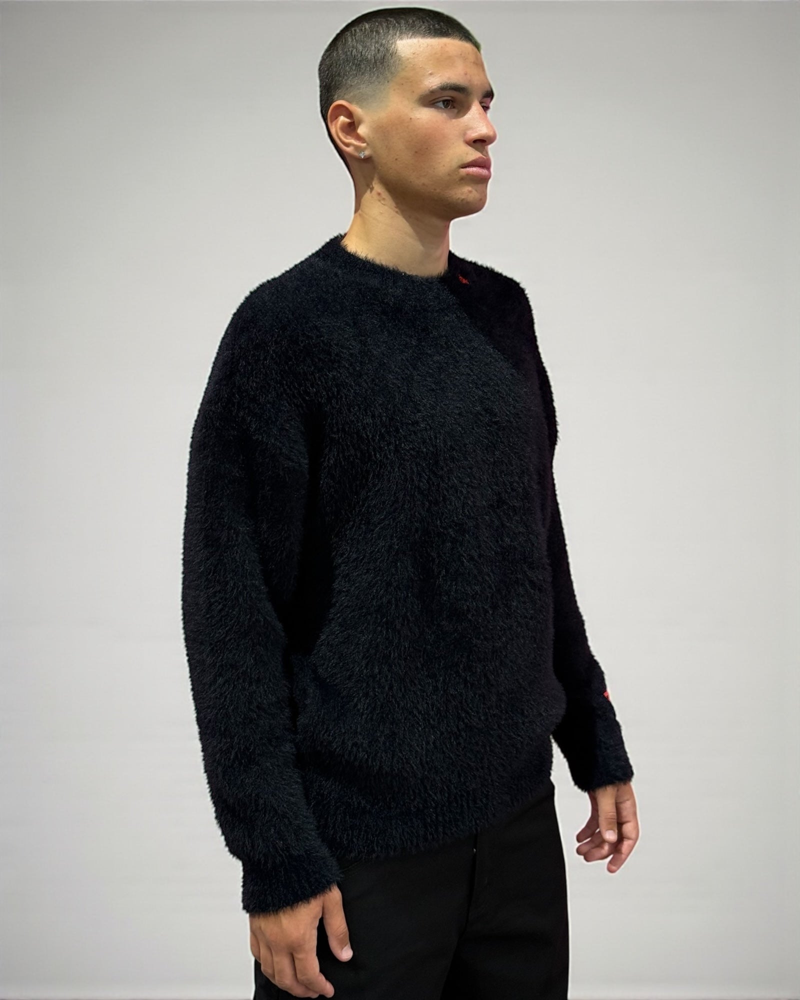 BLACK SWEATER EMBROIDERED ON NECK