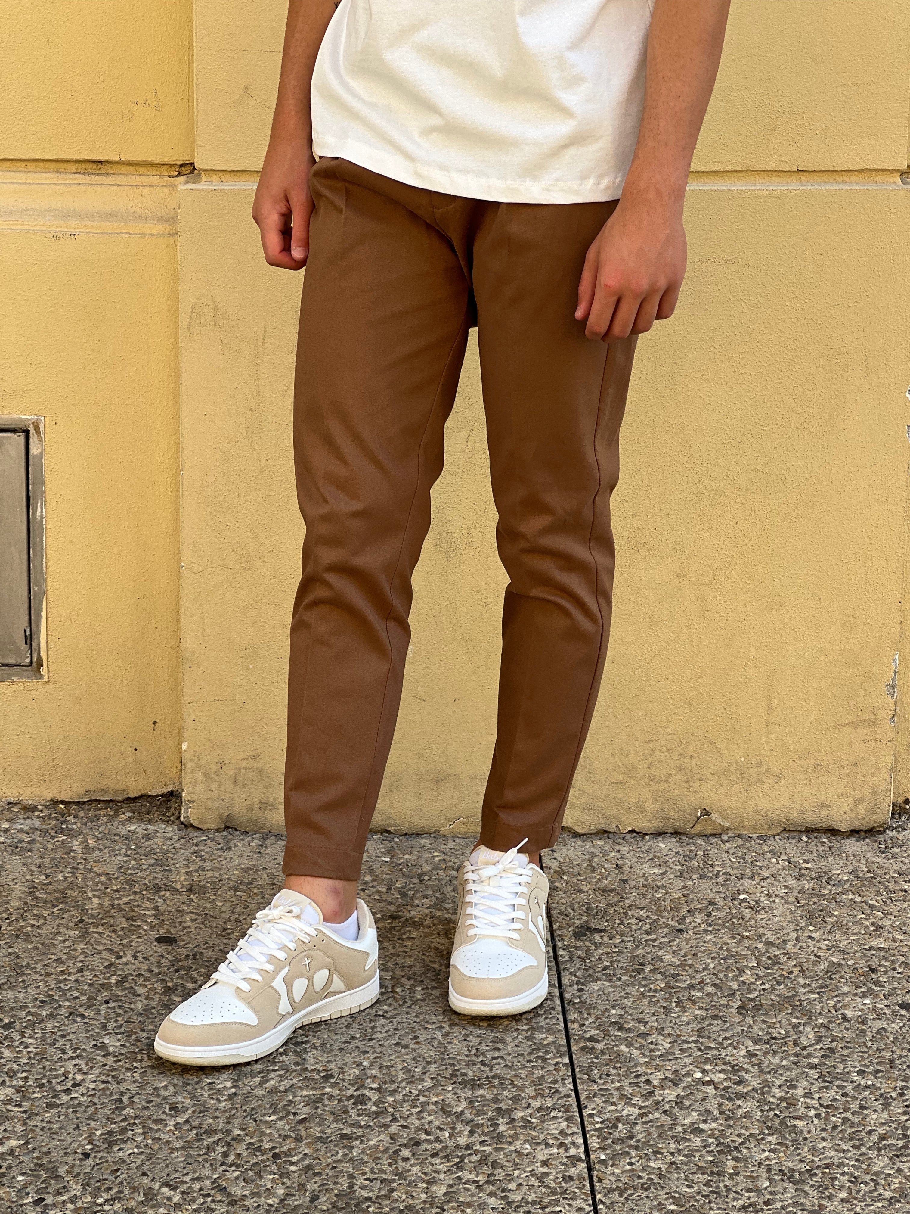 PANTALONE TAPERED FIT CON PINCES