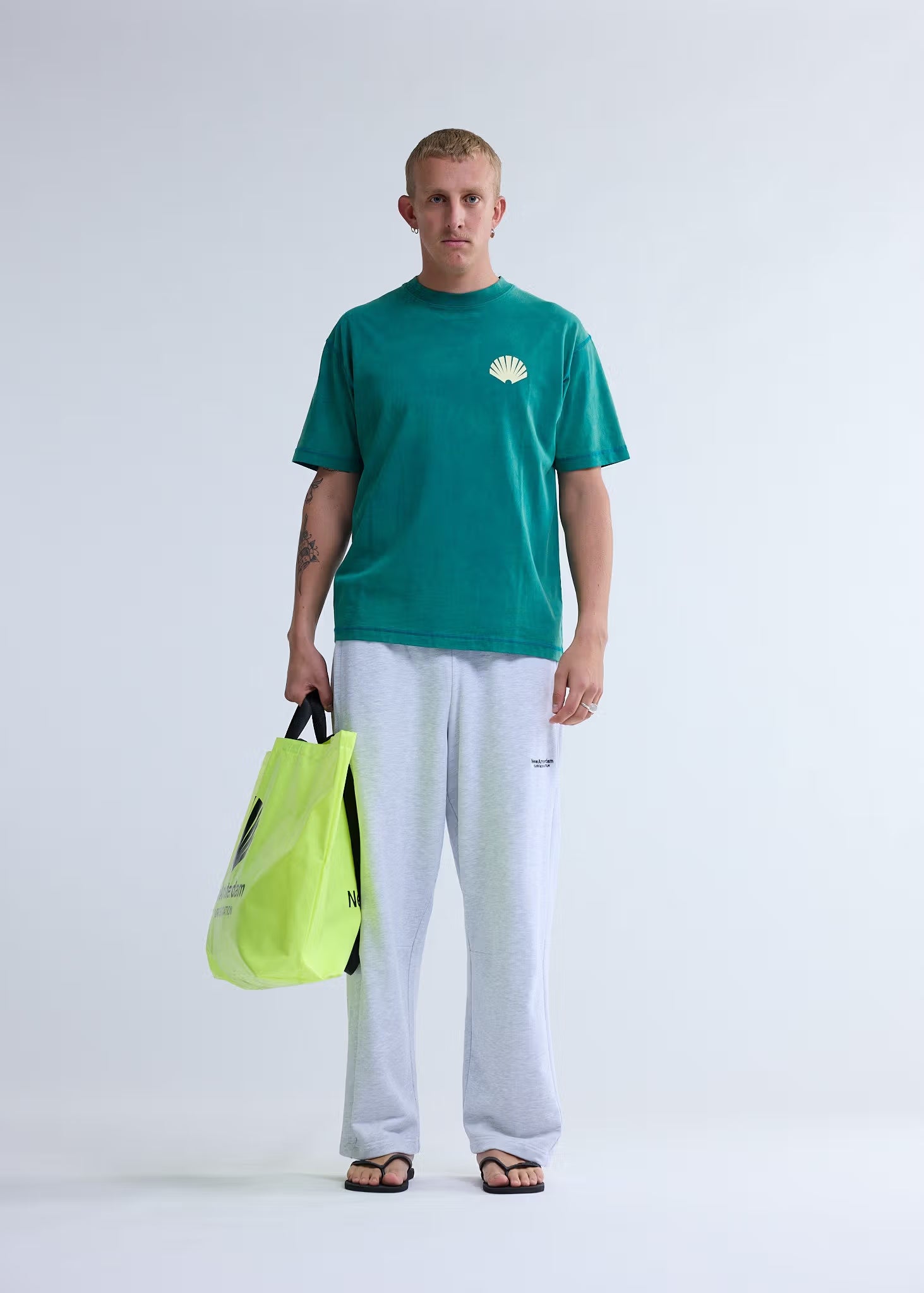 LOGO TEE SEA GREEN/BUTTER YELLOW