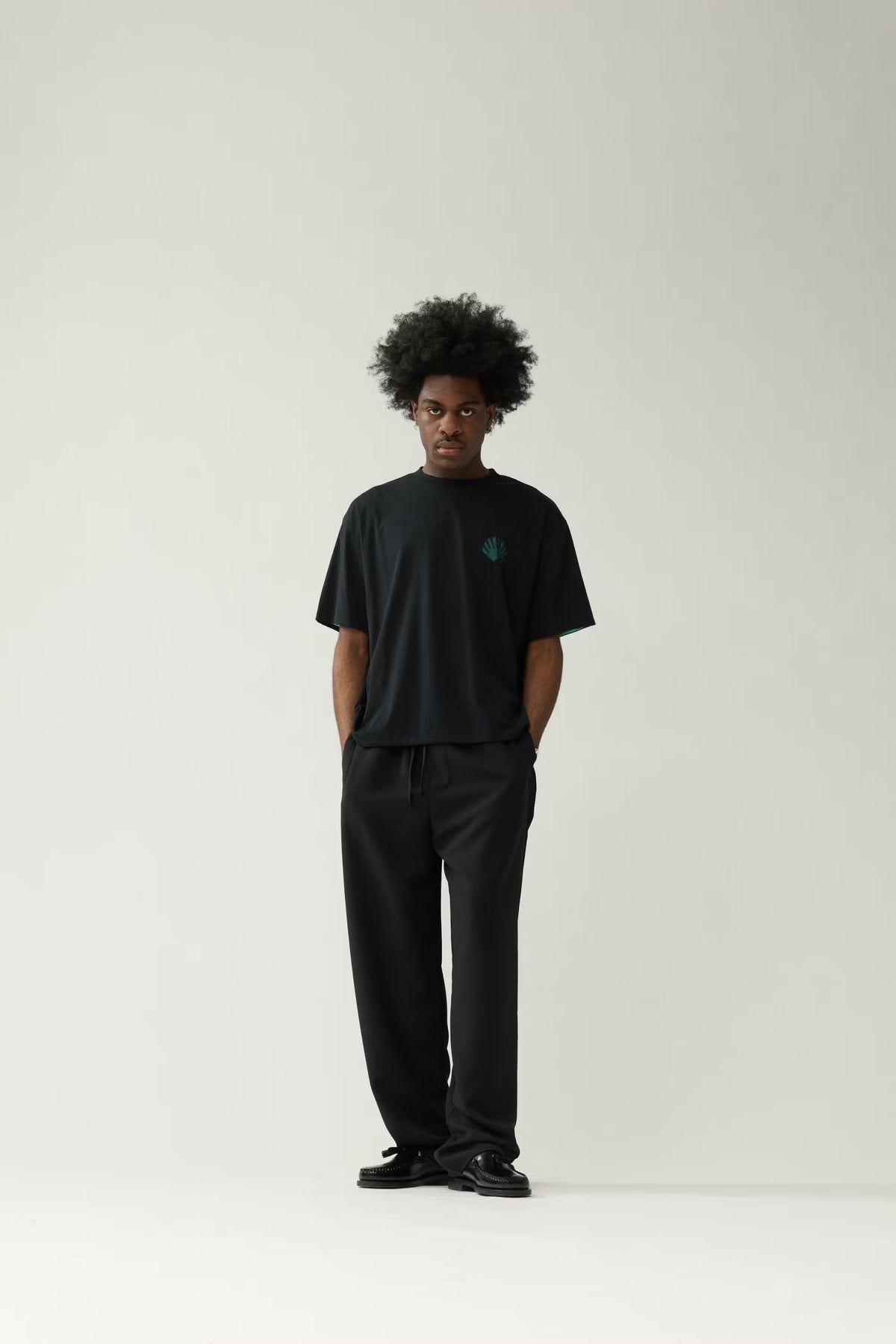 DOUBLE LAYERED LOGO TEE BLACK