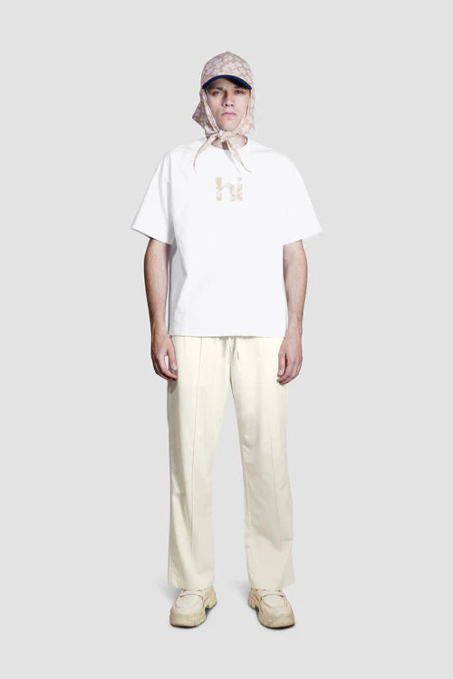 Cappellino con motivo floreale